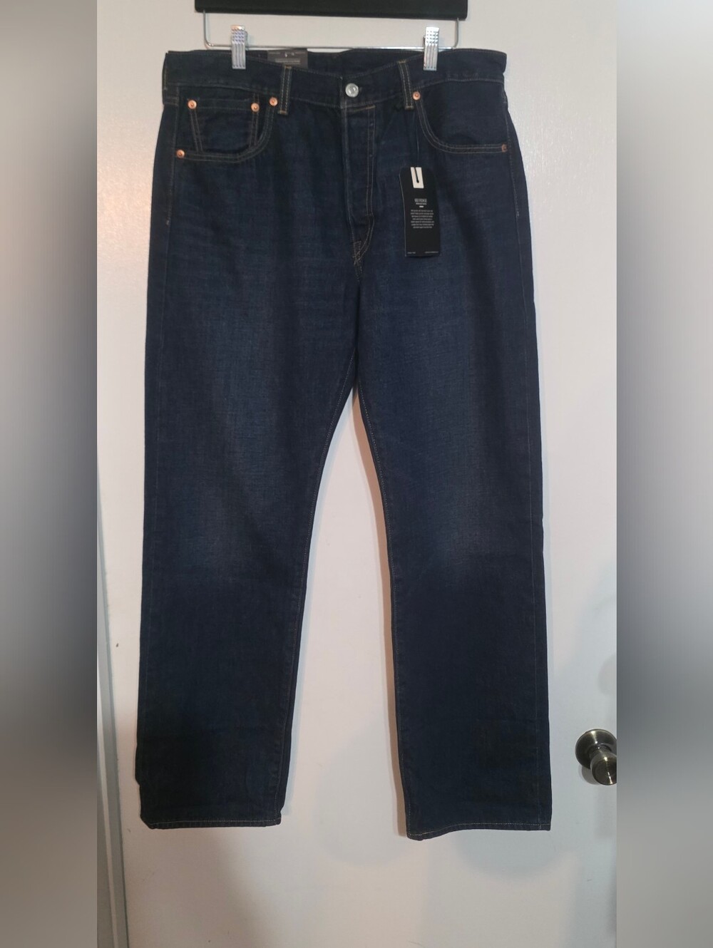 Levis Mens 501 Relaxed Selvedge Jeans Dark Wash Size 34 X 32 NWT